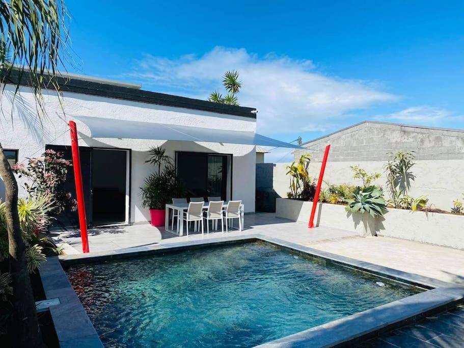 Villa Bois De Couleur Piscine Et Toit Terrasse Saint Pierre Ngoại thất bức ảnh